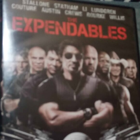 7 MOVIES for 1 Price - Picture 7 of 8